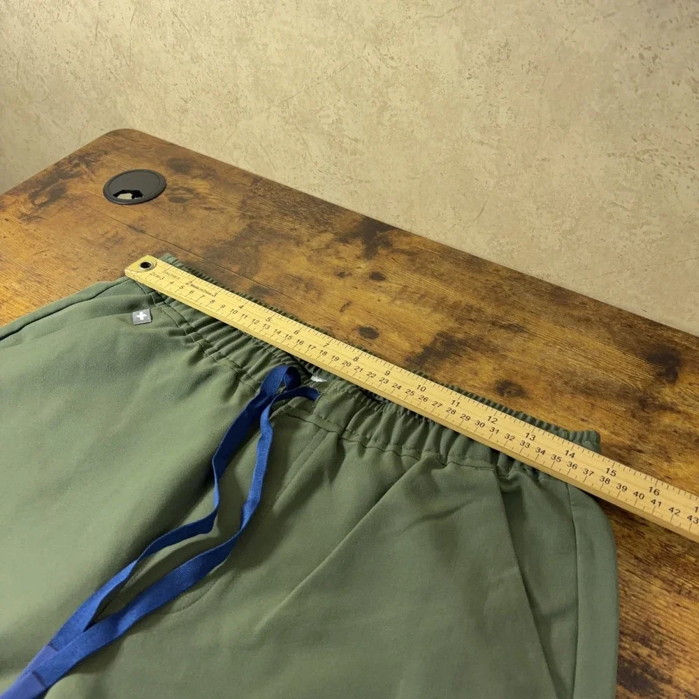 Figs Tansen Classic Cargo Jogger Scrub Pants Mens Size Small TALL Moss Green NWT